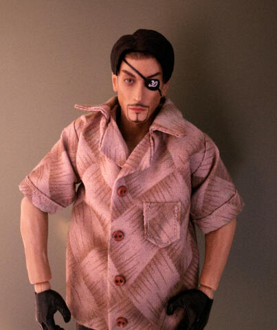 Tropical Shirt Of Honolulu Cotton Majima in a tropical shirt made of cotton from Honolulu